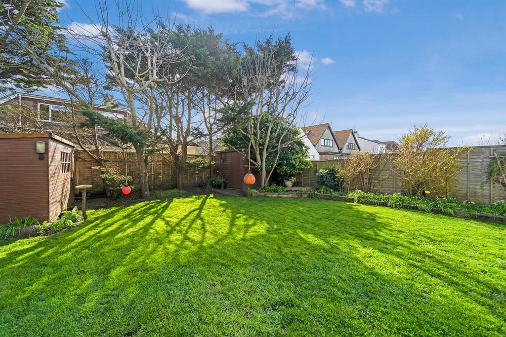 Garden 3.jpg
