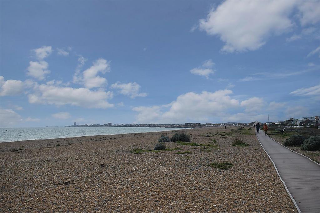 Beach 3.jpg