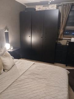 2 bedroom flat to rent, GRANTHAM ROAD, London E12