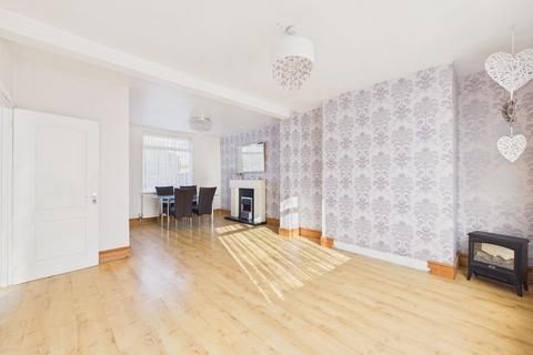 4 bedroom semi-detached house for sale, West Avenue, Westerhope, NE5