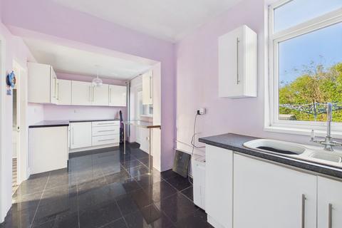 4 bedroom semi-detached house for sale, West Avenue, Westerhope, NE5