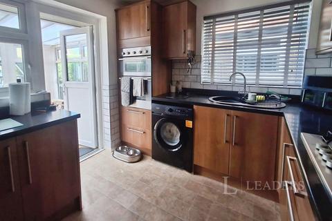 2 bedroom bungalow for sale, Coleridge Walk, Eastbourne, East Sussex