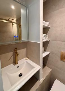 2 bedroom flat to rent, Bf, Archway Road, Highgate, N6