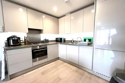 1 bedroom apartment to rent, St. Albans Road, WATFORD