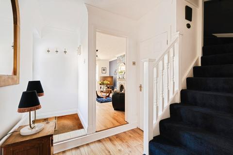 3 bedroom semi-detached house for sale, Victoria Road, Brentwood, CM14