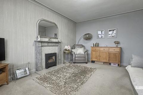 3 bedroom detached house for sale, Coronation Street, Mansfield, NG18
