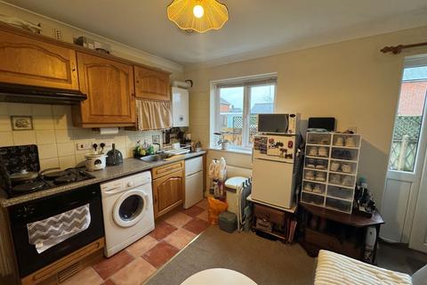 undefined, 32 Alexandra Road, Fordingbridge, Hampshire, SP6 1EJ