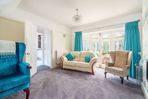 6 bedroom detached house for sale, Talbot Road, Lingfield RH7