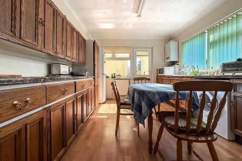 undefined, The Kingsway, Portchester