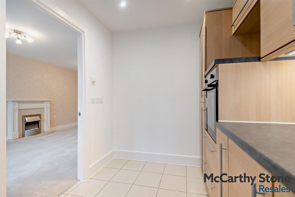 8681573-interior17-800.jpg