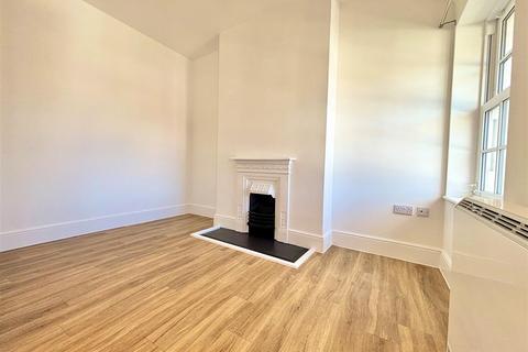 undefined, Tennyson Road, Freshwater