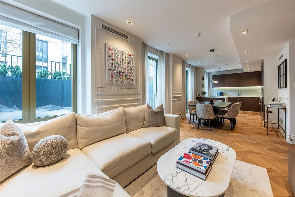 Flat 1 at 4 to 6 saint edmunds terrace 3926 rec ki