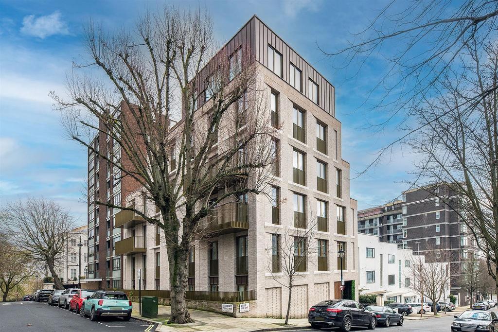 Flat 1 at 4 to 6 saint edmunds terrace 3926 extl.j