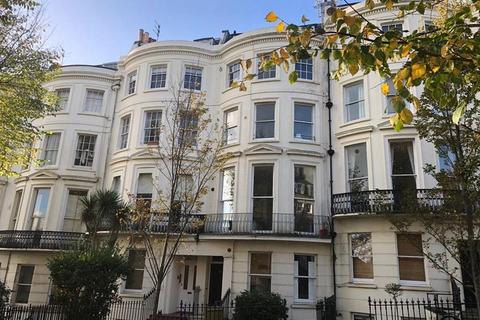 2 bedroom flat to rent, Montpelier Road, Brighton BN1 3BB