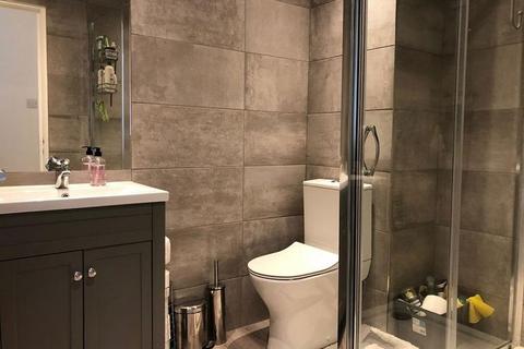 2 bedroom flat to rent, Montpelier Road, Brighton BN1 3BB