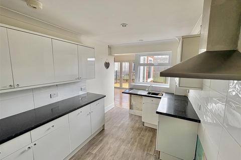 7 bedroom terraced house for sale, Vernon Avenue, Peacehaven