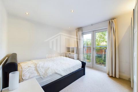 2 bedroom apartment to rent, 52 Mason Way, Birmingham B15