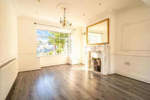 3 bedroom semi-detached house for sale, Stratford Road, Hall Green