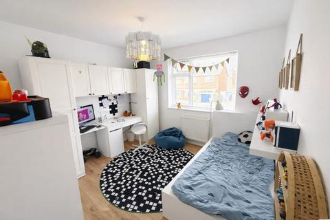 undefined, Gooseberry Hill, Luton LU3