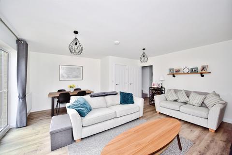 3 bedroom end of terrace house for sale, Harvest Mews, Coxheath, Maidstone