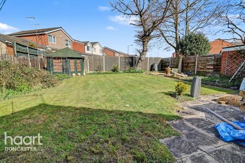 3 bedroom bungalow for sale, Carr Lane, Bessacarr, Doncaster