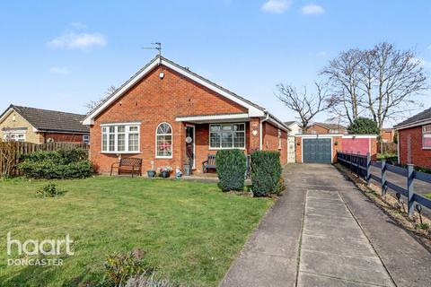 3 bedroom bungalow for sale, Carr Lane, Bessacarr, Doncaster