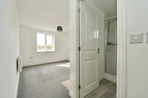 2 bedroom property for sale, Cromwell Drive, Hinchingbrooke Park, Huntingdon, PE29