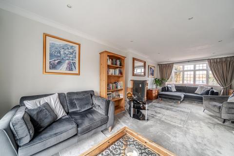 undefined, Fifehead Close, Ashford, TW15