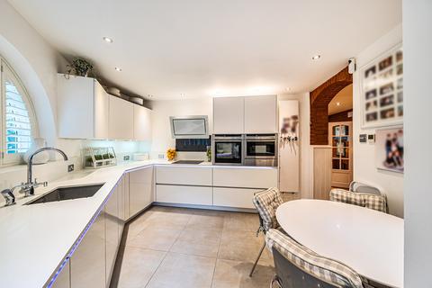 undefined, Grace Avenue, Radlett, WD7