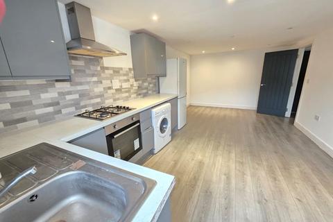 undefined, 1 Bedroom Apartment to Rent – Rothesay Road, Luton, LU1