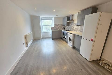 undefined, 1 Bedroom Apartment to Rent – Rothesay Road, Luton, LU1