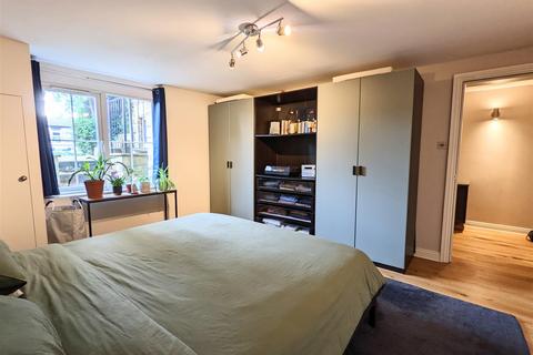 undefined, Harrogate Road, Leeds