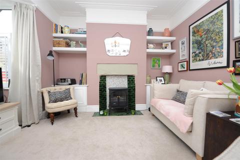 4 bedroom terraced house for sale, Lenton Villas, Idle, Bradford