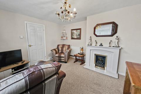 2 bedroom flat for sale, Bridport