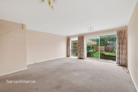 undefined, Newborough Green, New Malden
