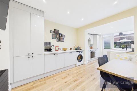2 bedroom bungalow for sale, Linhope Avenue, Fawdon