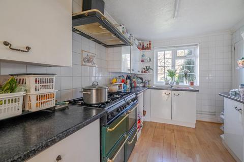 undefined, Halewood,  Bracknell,  RG12