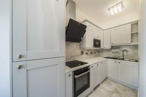 2 bedroom flat to rent, Castletown Road, London W14