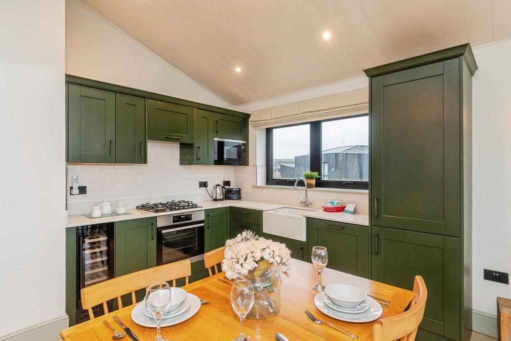 Kitchen/Dinning