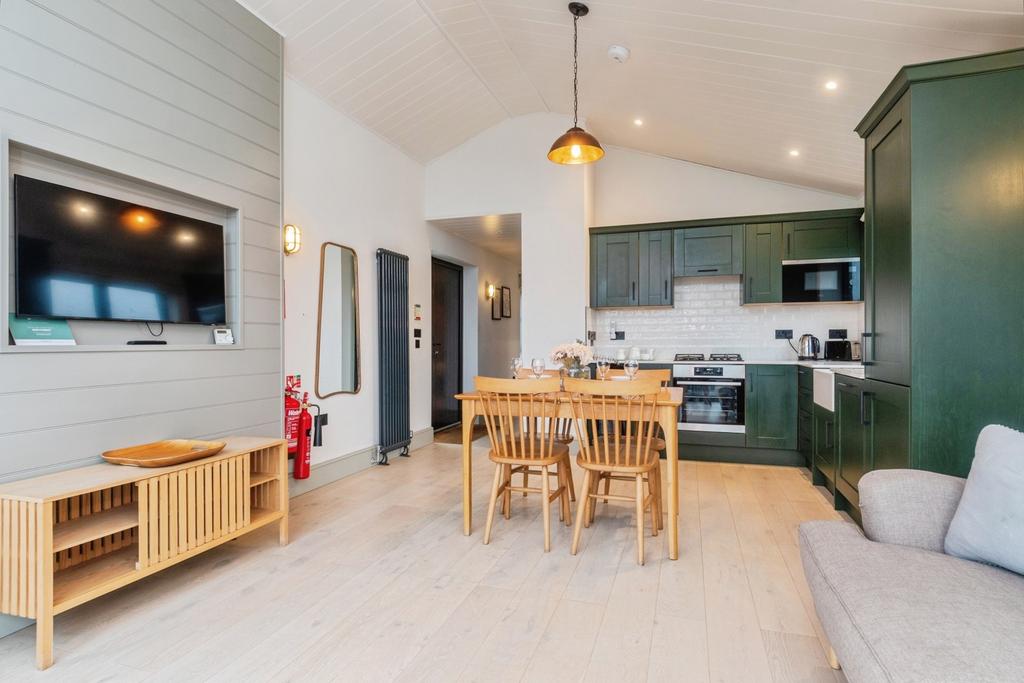 Kitchen/Dinning