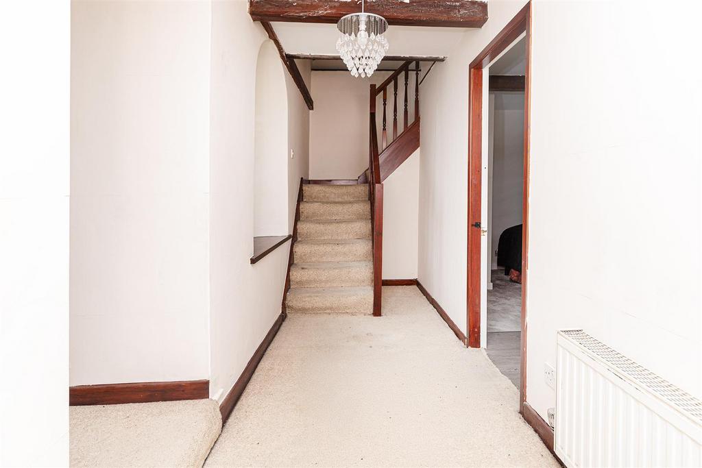 Bramleys Estate Agents - Farmhouse- Emley (29).jpg