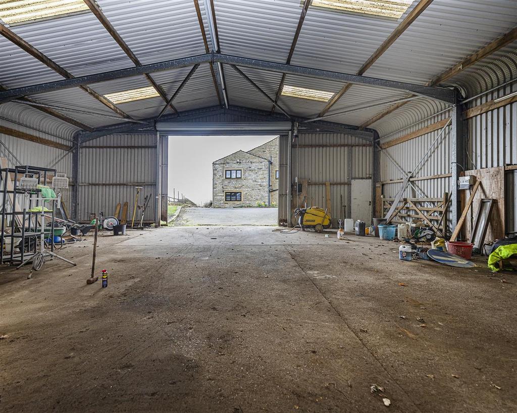 Bramleys Estate Agents - Farmhouse- Emley (65.).jp