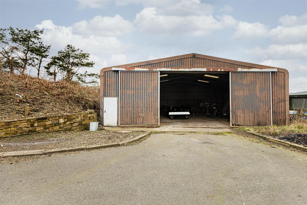Bramleys Estate Agents - Farmhouse- Emley (67).jpg