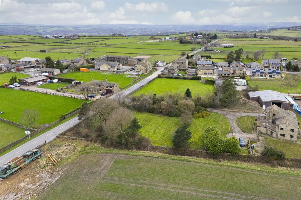 Bramleys Estate Agents - Farmhouse- Emley (1).jpg