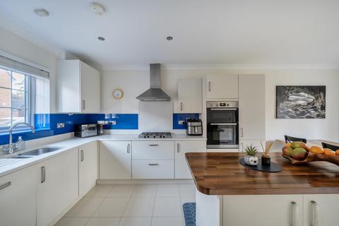 4 bedroom detached house for sale, Queen's Crescent, Shrivenham, Oxfordshire, SN6