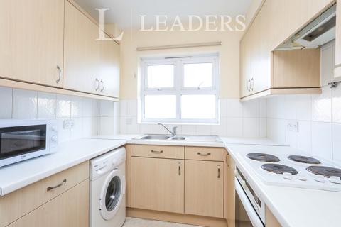 1 bedroom flat to rent, Grosvenor Place, Burleigh Gardens, Woking, GU21