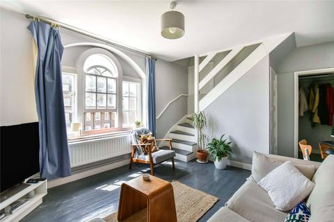 undefined, Flat 18, Naylor House, Albion Avenue, SW8