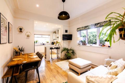 undefined, St. Kilda Road, Ealing, W13