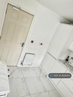 1 bedroom in a house share to rent, Church Road, Birmingham, B31