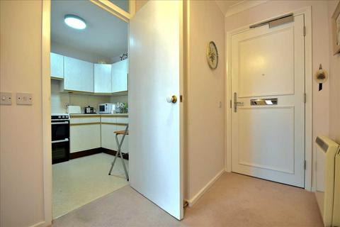 1 bedroom retirement property for sale, Kingfisher Lodge, Chelmsford CM2 7JZ